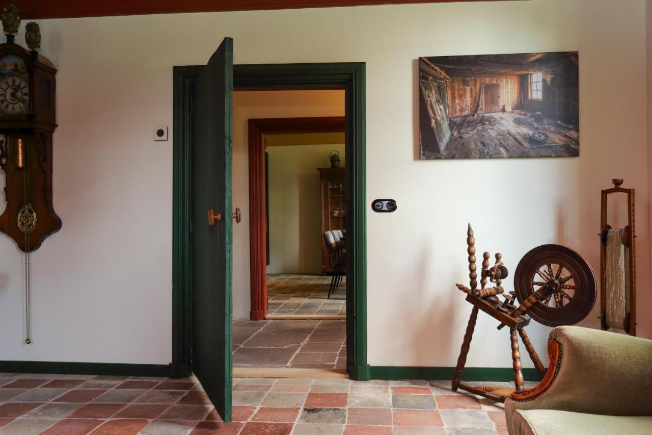 Hoogheem Erfgoed & Logies Villa Nieuwolda-Oost Bagian luar foto